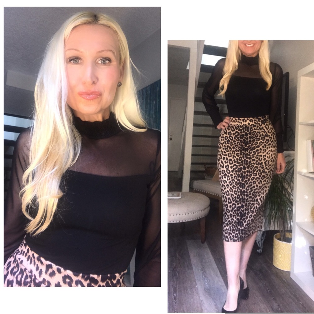 🤩Beautiful Leopard Midi Skirt🌟